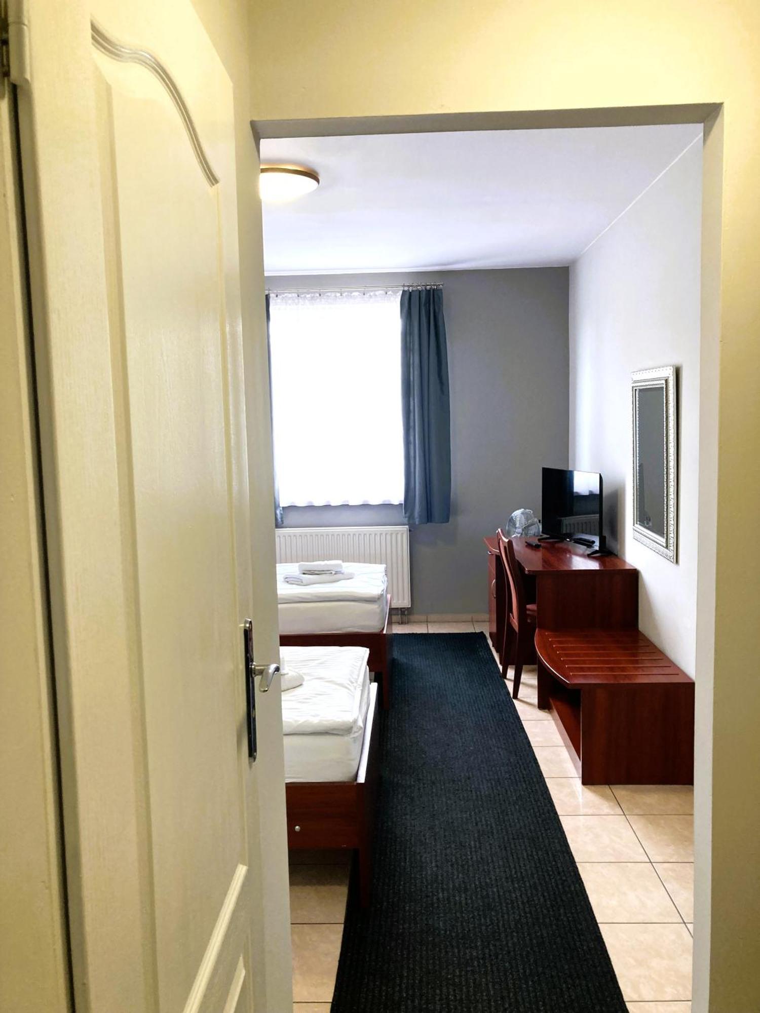 Hotel Ava Gliwice Zimmer foto