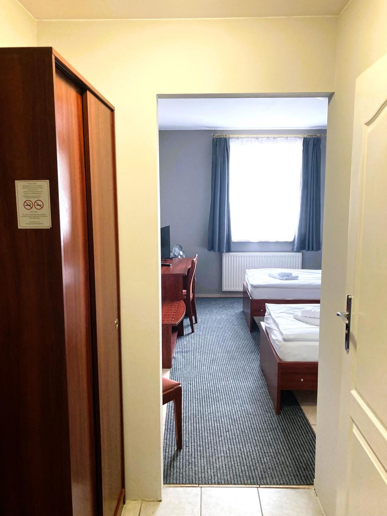 Hotel Ava Gliwice Zimmer foto